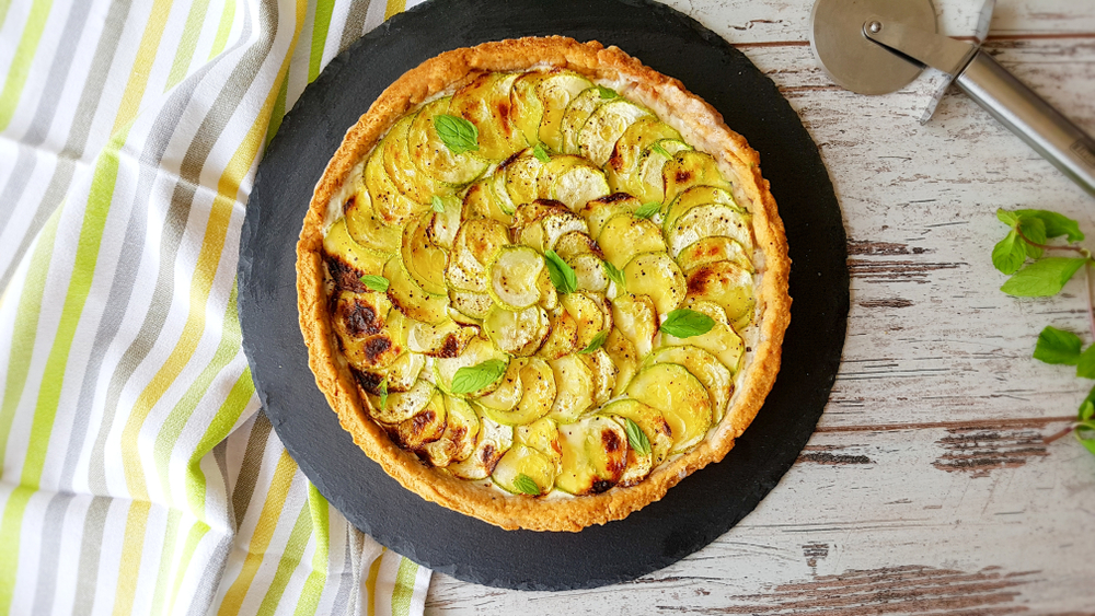 quiche aux courgettes feta et ricotta à la menthe