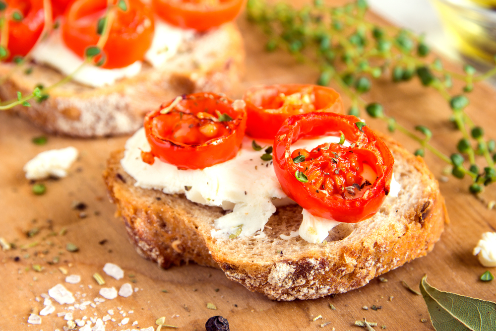 Toast chèvre et tomates